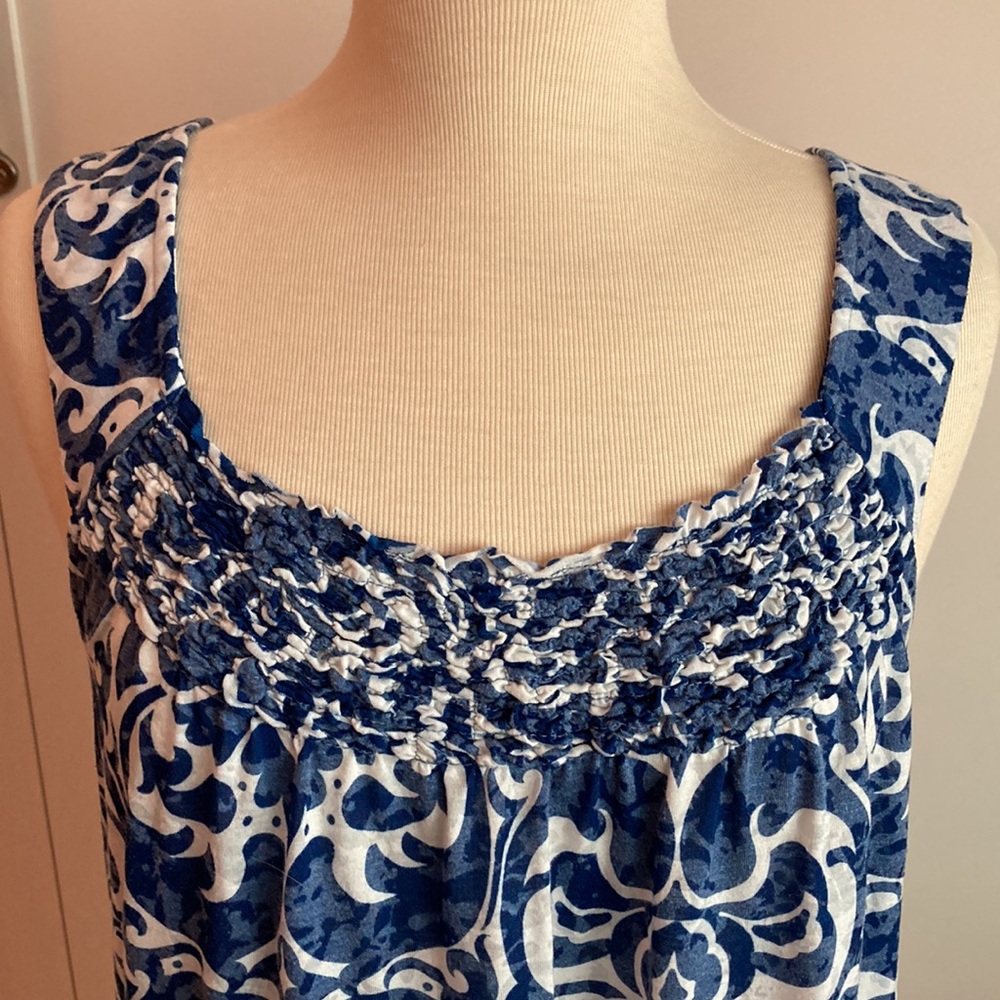 INC International sleeveless shirt - Picture 2 of 5